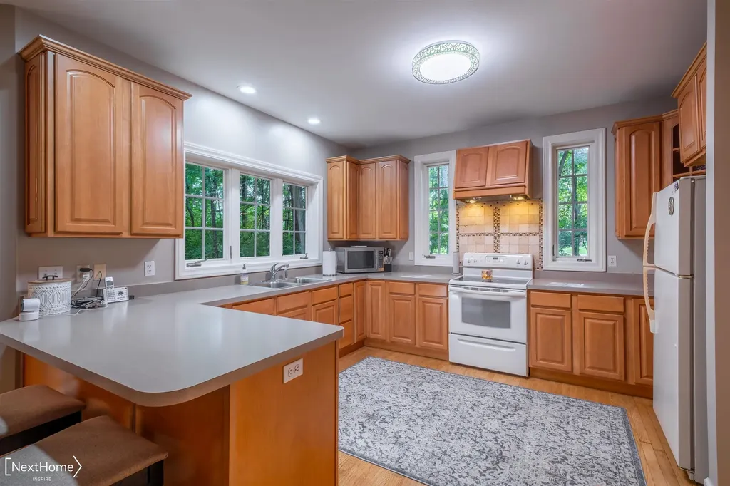 9185 North Island Drive Flushing Charter Township MI 48433