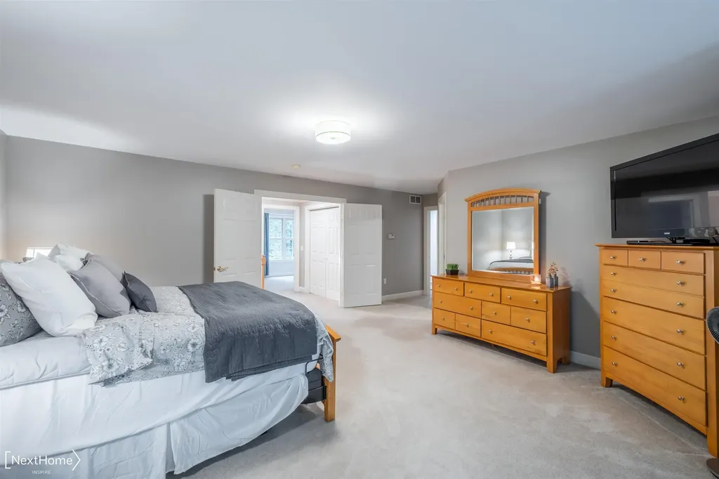 9185 North Island Drive Flushing Charter Township MI 48433