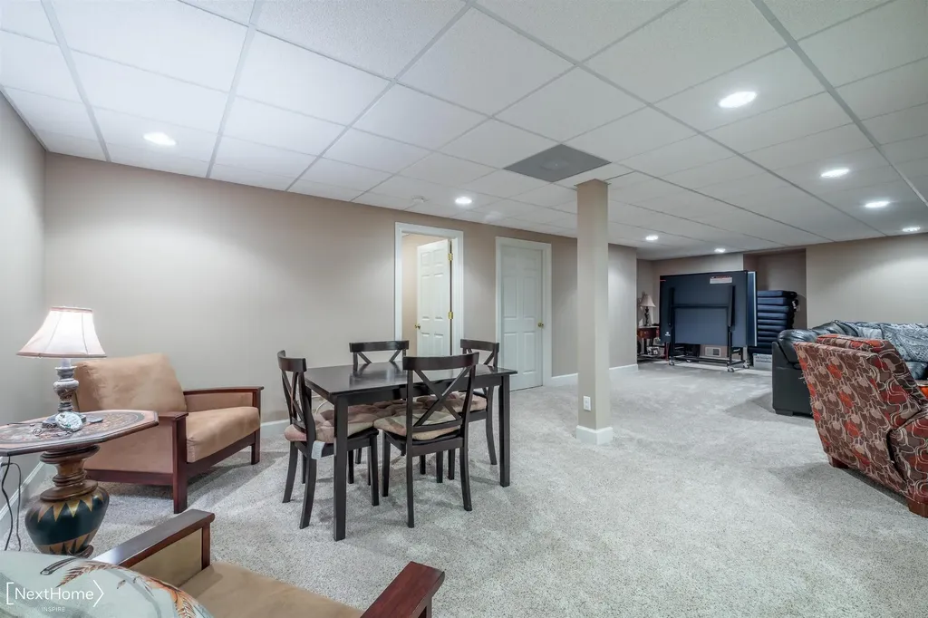 9185 North Island Drive Flushing Charter Township MI 48433