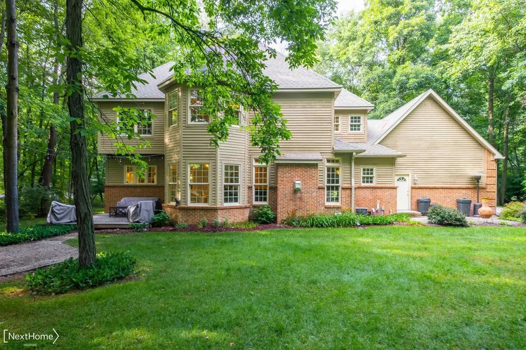 9185 North Island Drive Flushing Charter Township MI 48433