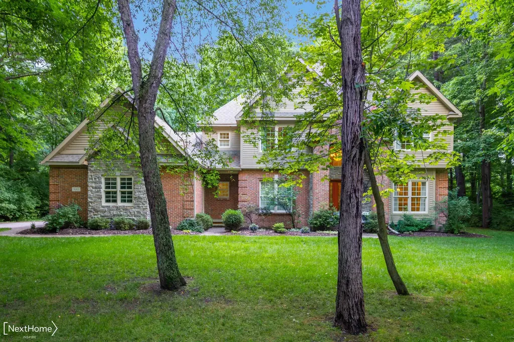 9185 North Island Drive Flushing Charter Township MI 48433