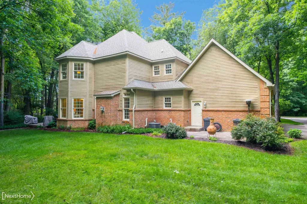 9185 North Island Drive Flushing Charter Township MI 48433