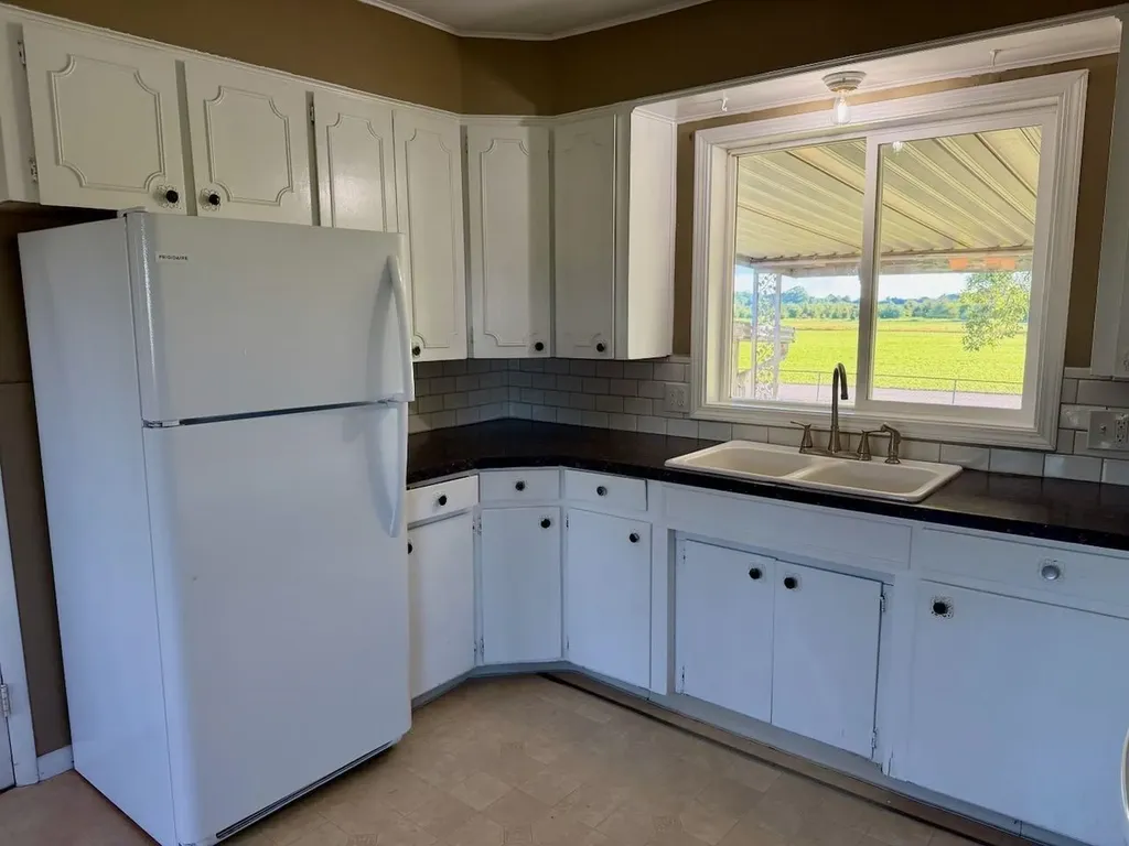 5577 Peet Road Maple Grove Township MI 48616
