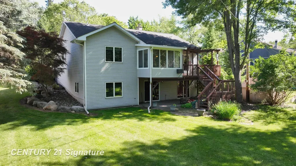 217 Dutch Mill Drive Flushing City MI 48433