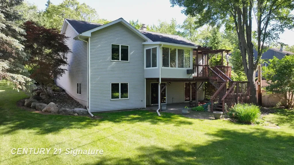 217 Dutch Mill Drive Flushing City MI 48433