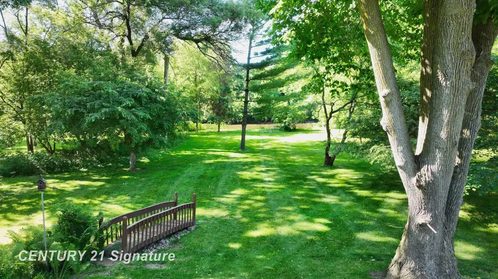 217 Dutch Mill Drive Flushing City MI 48433