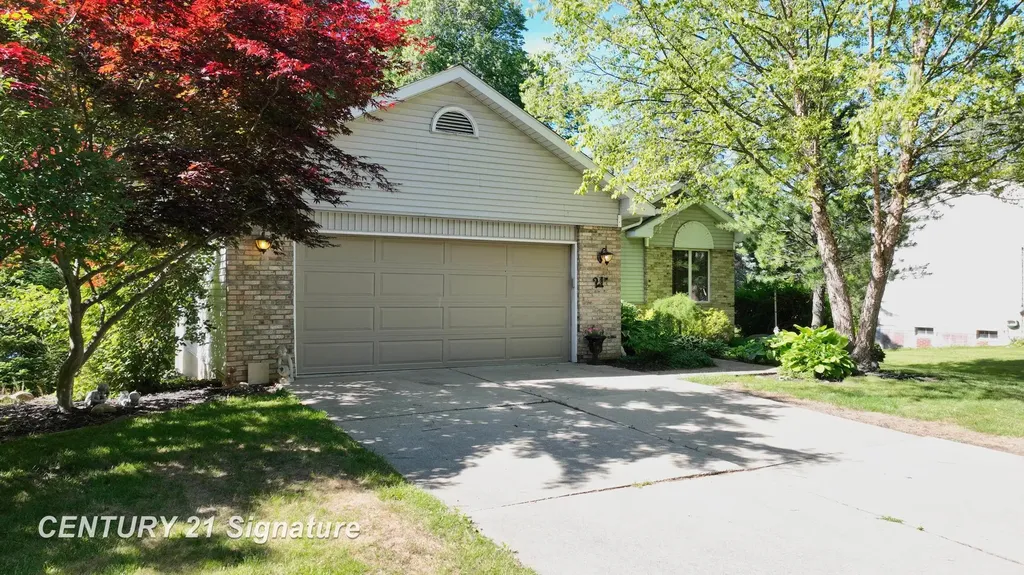 217 Dutch Mill Drive Flushing City MI 48433