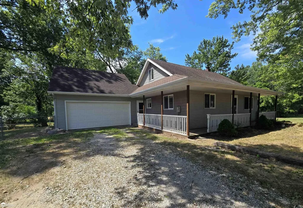 819 W Summit Street Vernon Township MI 48429