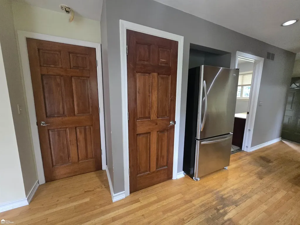 819 W Summit Street Vernon Township MI 48429
