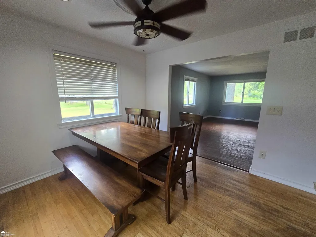 819 W Summit Street Vernon Township MI 48429