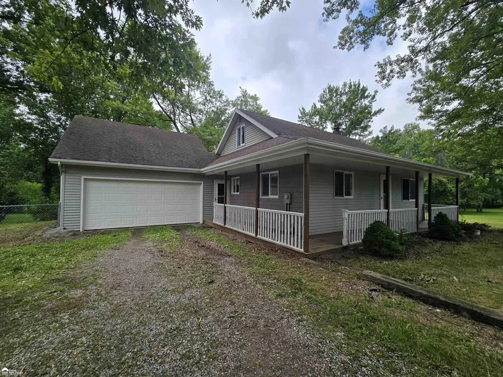 819 W Summit Street Vernon Township MI 48429