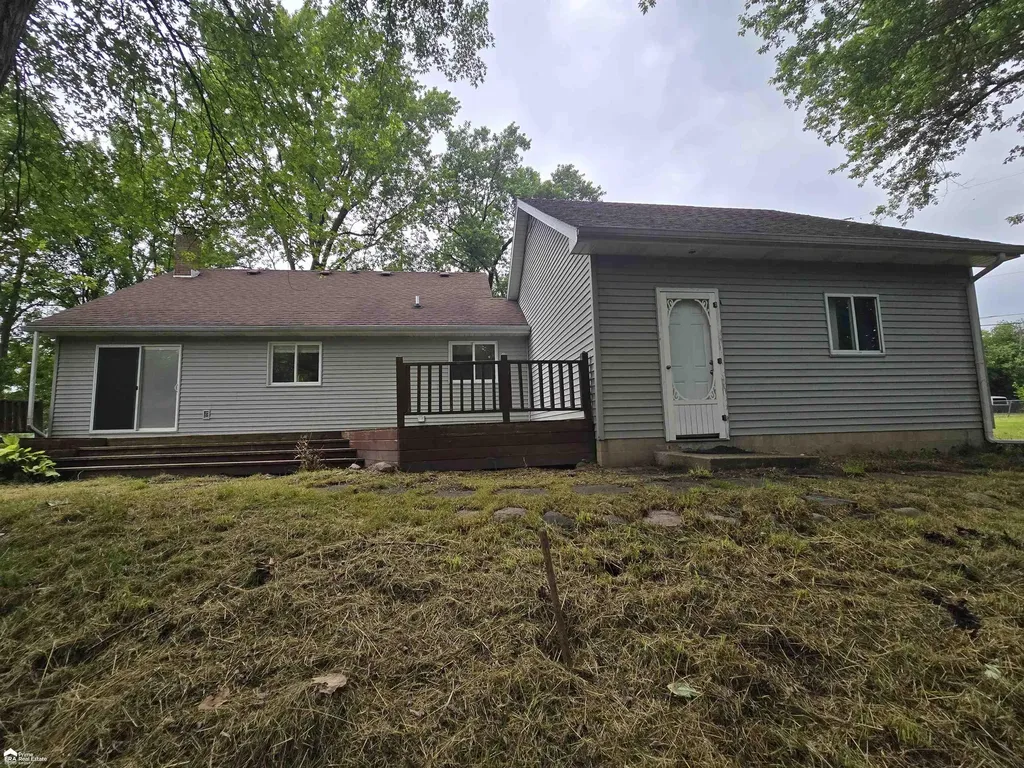 819 W Summit Street Vernon Township MI 48429
