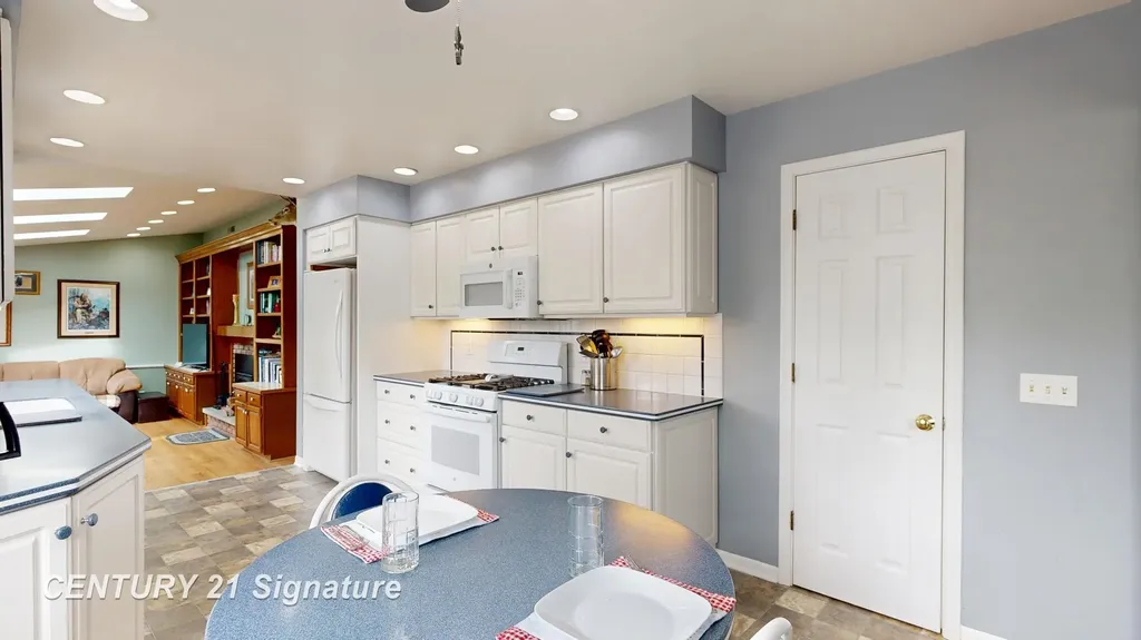 1226 Clearview Drive Flushing City MI 48433