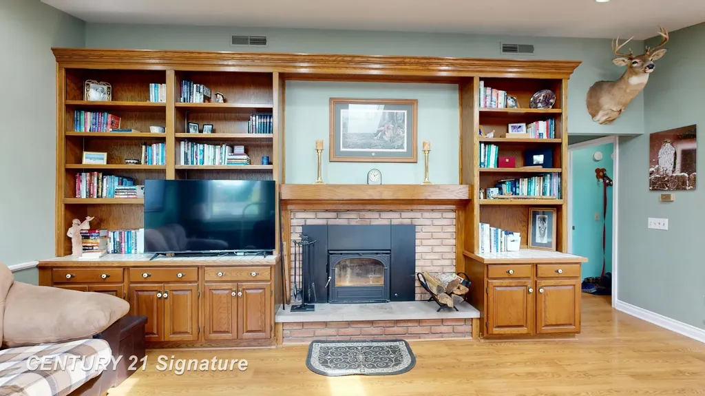 1226 Clearview Drive Flushing City MI 48433