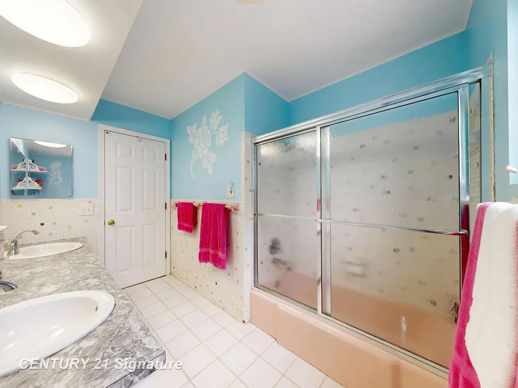 1226 Clearview Drive Flushing City MI 48433
