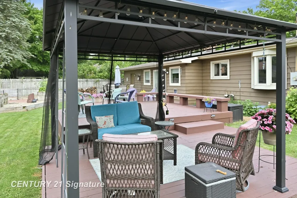 1226 Clearview Drive Flushing City MI 48433