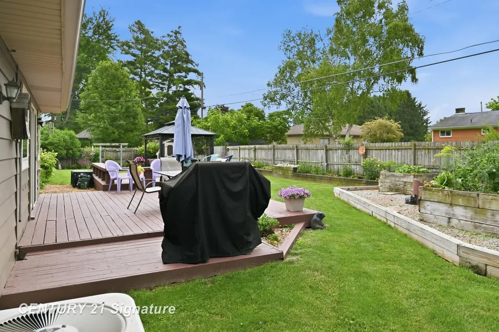 1226 Clearview Drive Flushing City MI 48433