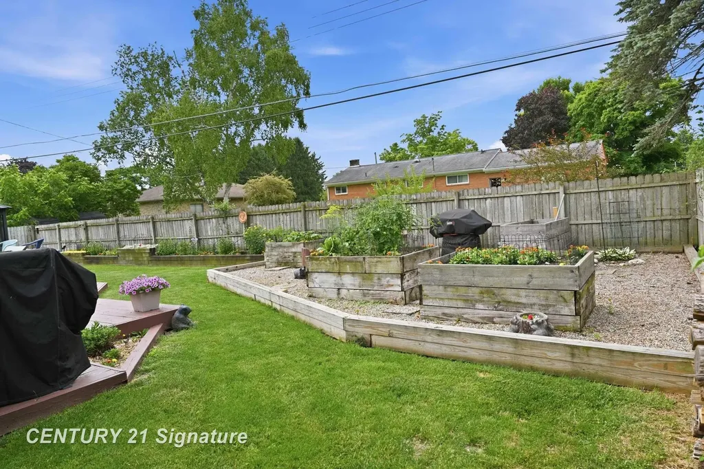1226 Clearview Drive Flushing City MI 48433
