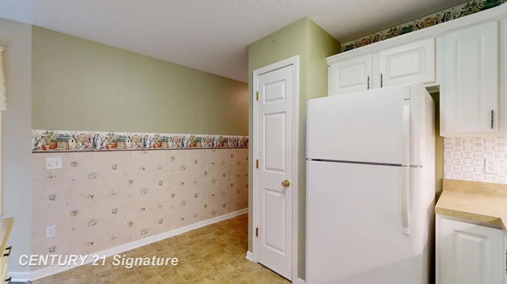 1324 Carpathian Way Vienna Charter Township MI 48420
