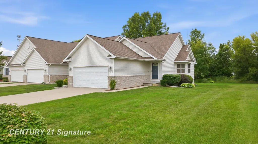 1324 Carpathian Way Vienna Charter Township MI 48420
