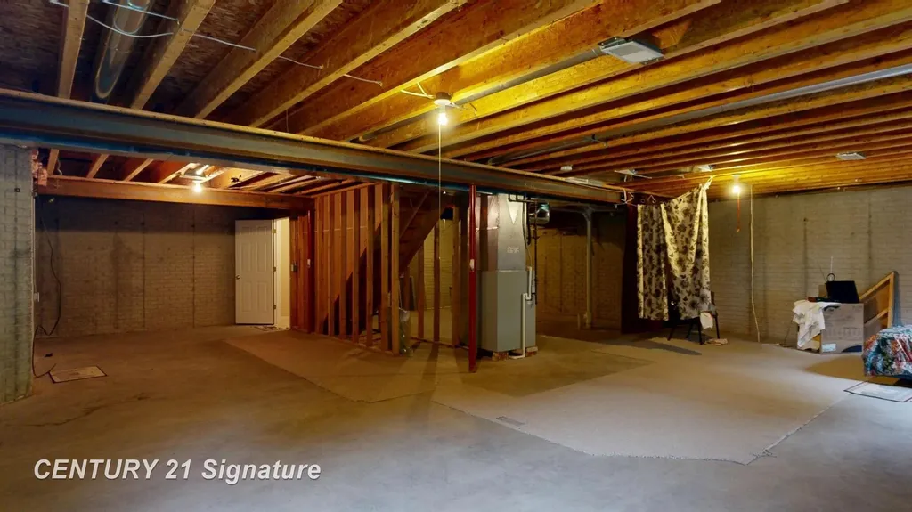 1324 Carpathian Way Vienna Charter Township MI 48420