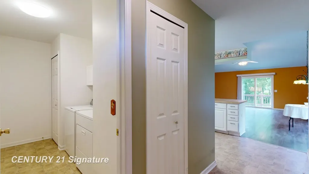 1324 Carpathian Way Vienna Charter Township MI 48420