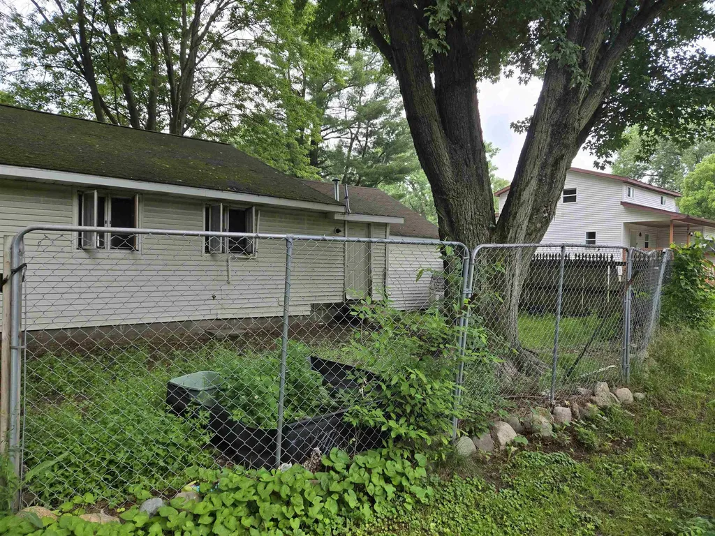 4364 S Kirk Road Vassar Township MI 48768