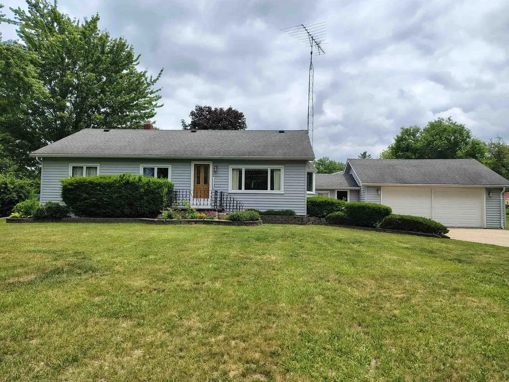 905 Dexter Drive Venice Township MI 48449