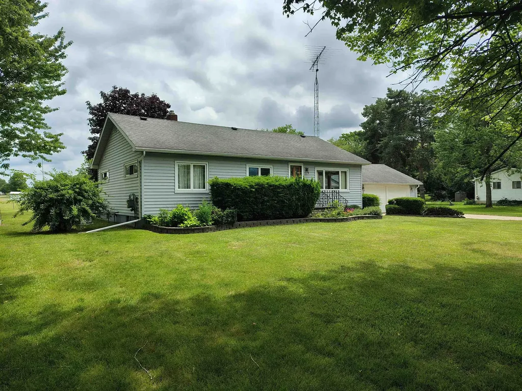 905 Dexter Drive Venice Township MI 48449