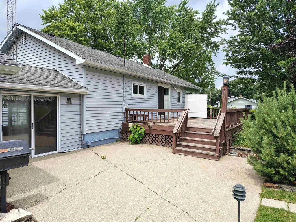 905 Dexter Drive Venice Township MI 48449