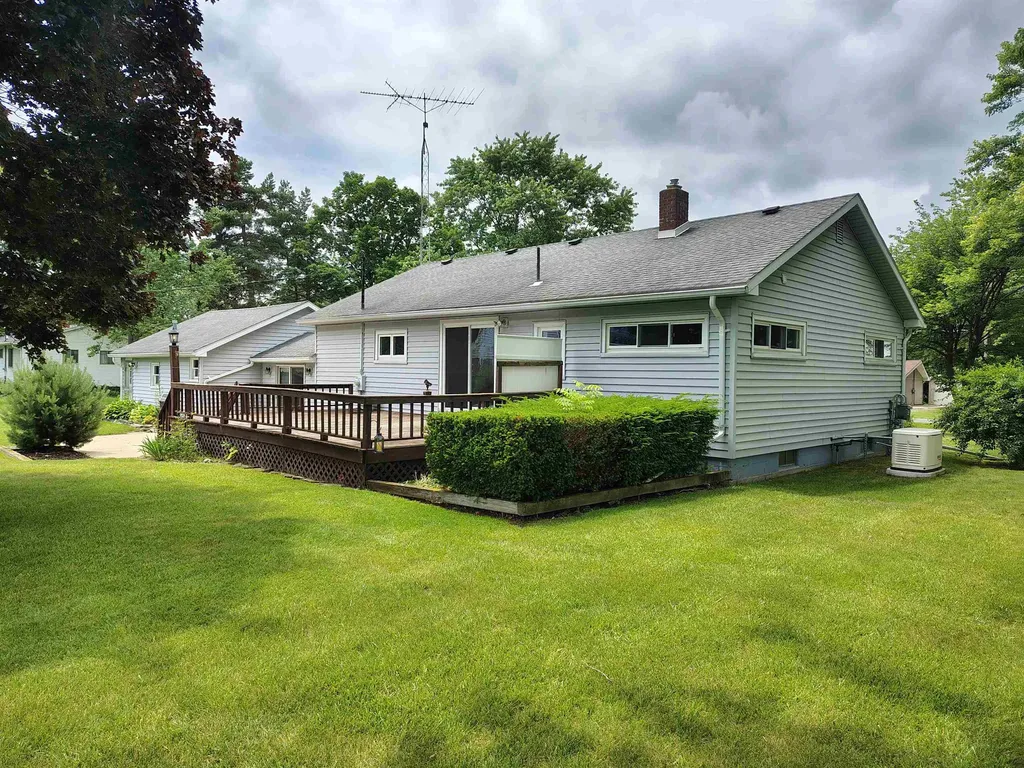 905 Dexter Drive Venice Township MI 48449