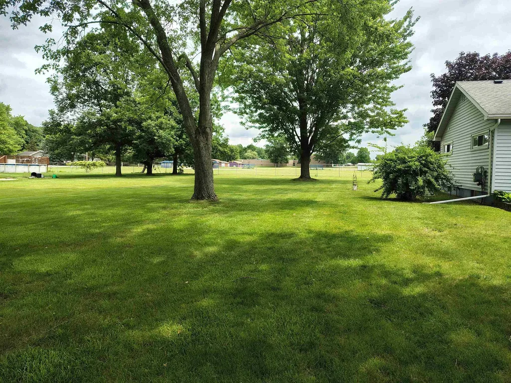905 Dexter Drive Venice Township MI 48449