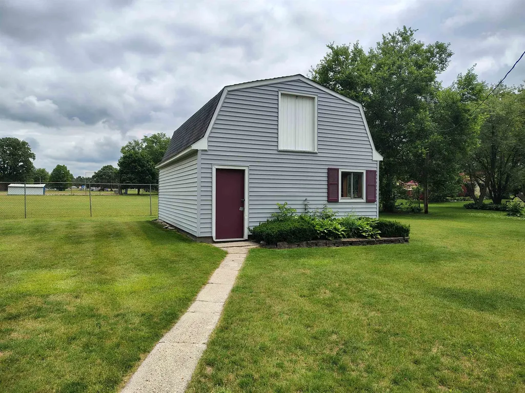 905 Dexter Drive Venice Township MI 48449