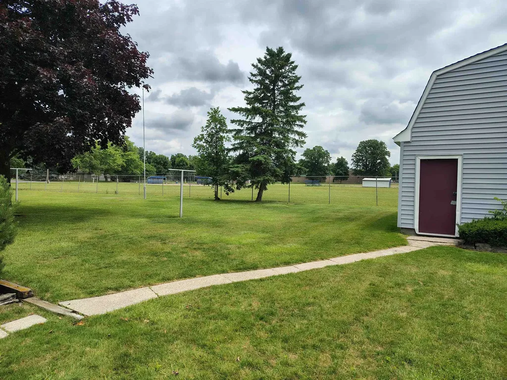 905 Dexter Drive Venice Township MI 48449