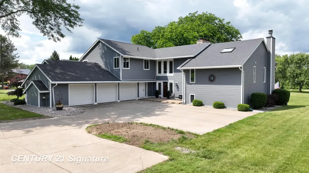 7492 River Road Flushing Charter Township MI 48433