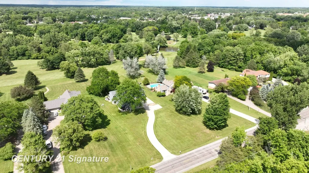 7492 River Road Flushing Charter Township MI 48433