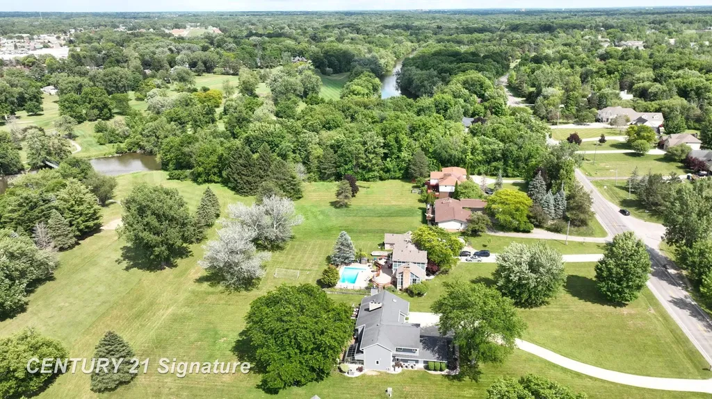 7492 River Road Flushing Charter Township MI 48433