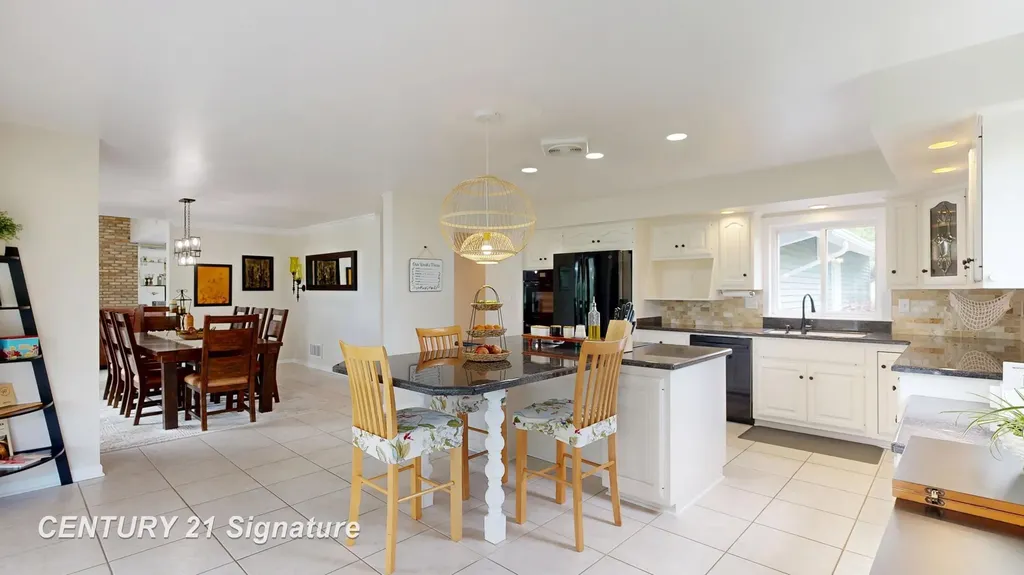7492 River Road Flushing Charter Township MI 48433