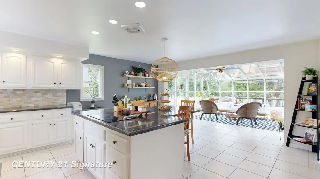 7492 River Road Flushing Charter Township MI 48433