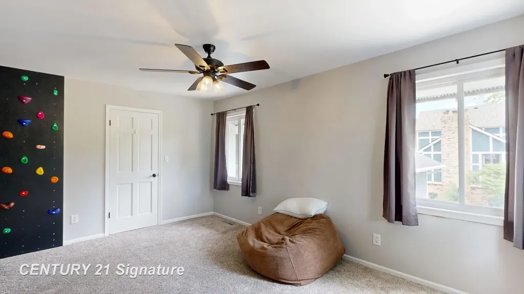 7492 River Road Flushing Charter Township MI 48433