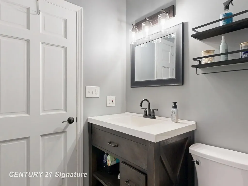 7492 River Road Flushing Charter Township MI 48433
