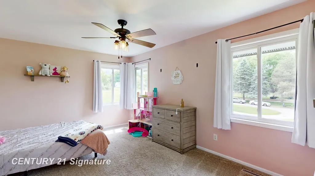 7492 River Road Flushing Charter Township MI 48433