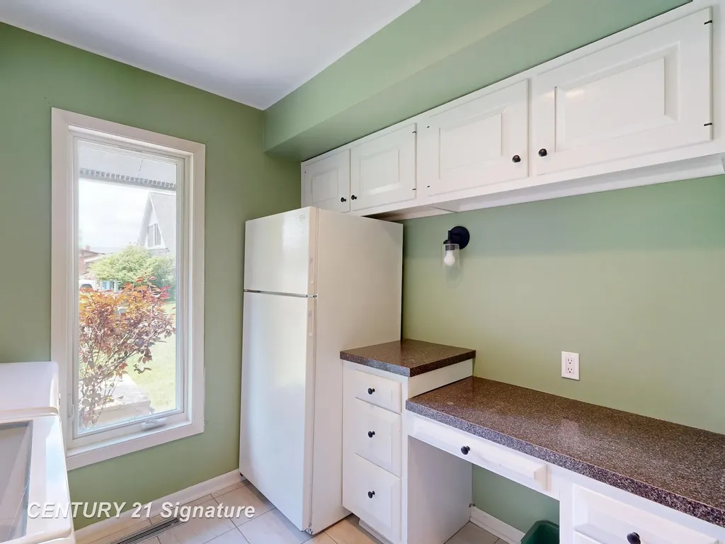 7492 River Road Flushing Charter Township MI 48433