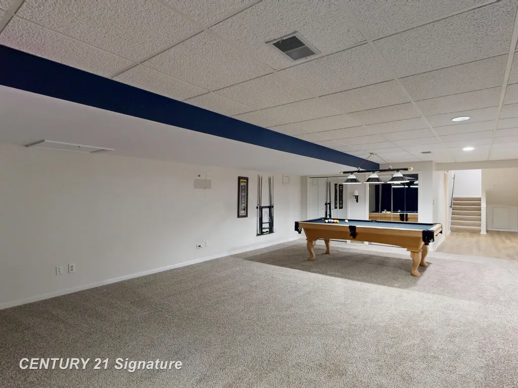 7492 River Road Flushing Charter Township MI 48433