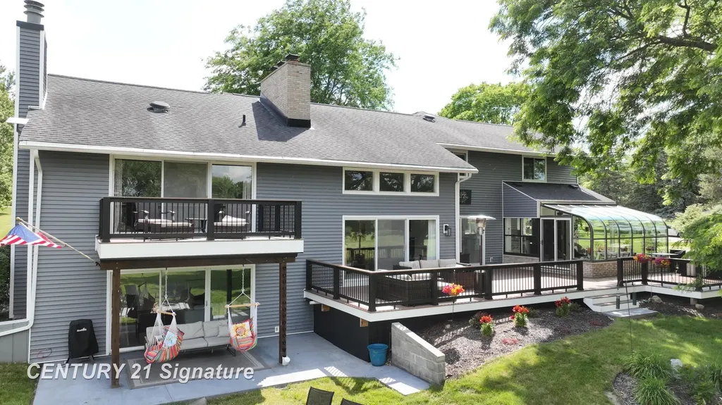 7492 River Road Flushing Charter Township MI 48433