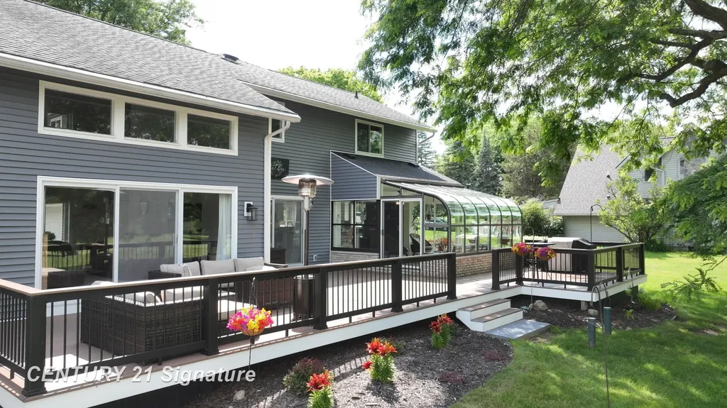 7492 River Road Flushing Charter Township MI 48433