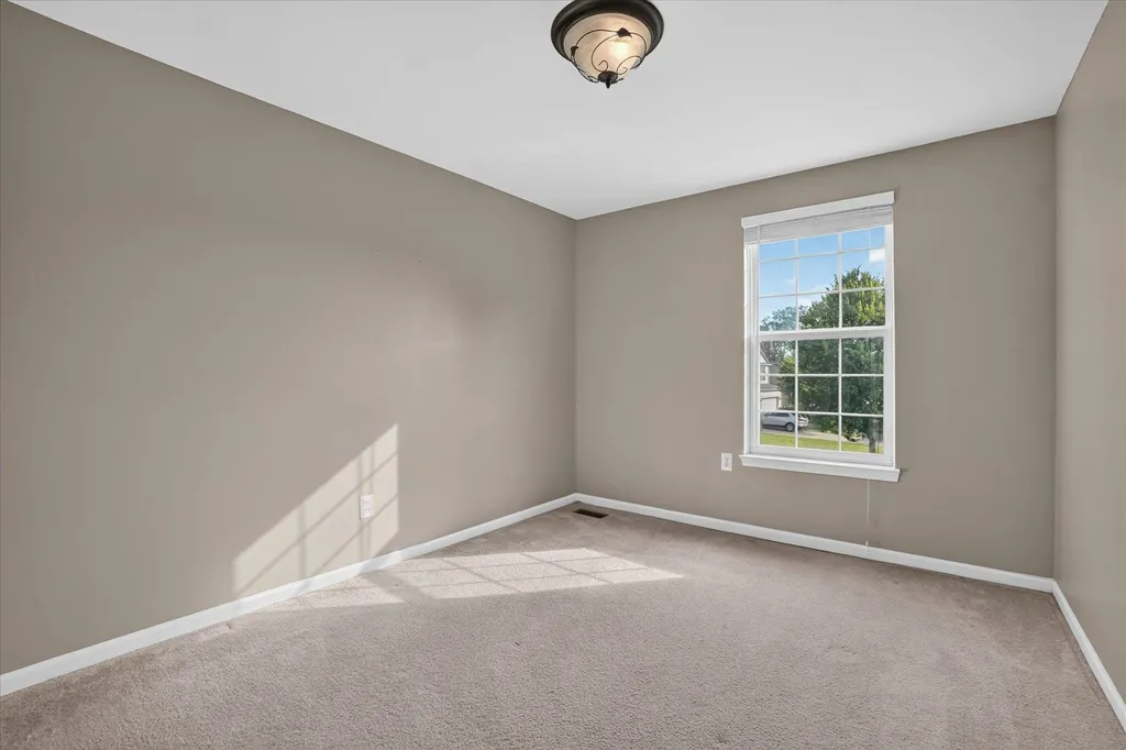 10304 Edgewater Trail Grand Blanc Charter Township MI 48442