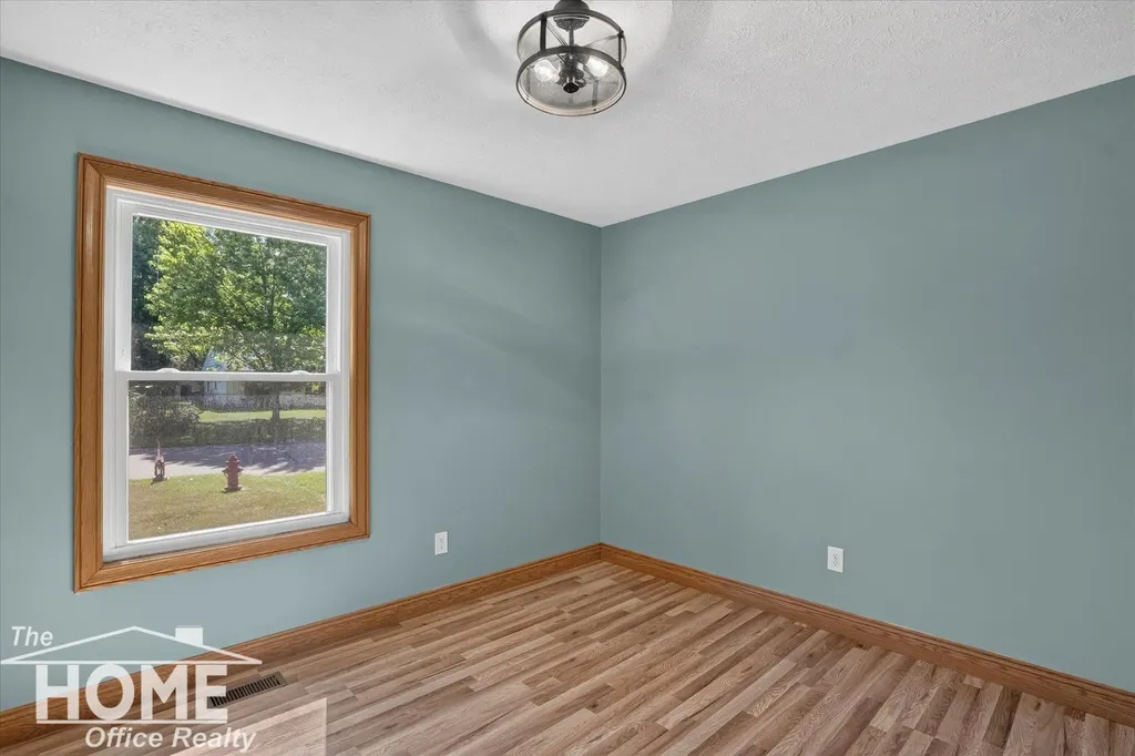 422 S Williams Street Perry City MI 48872