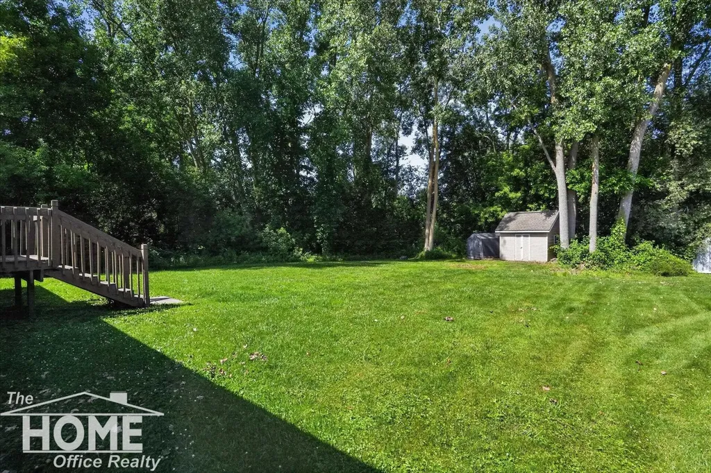 422 S Williams Street Perry City MI 48872