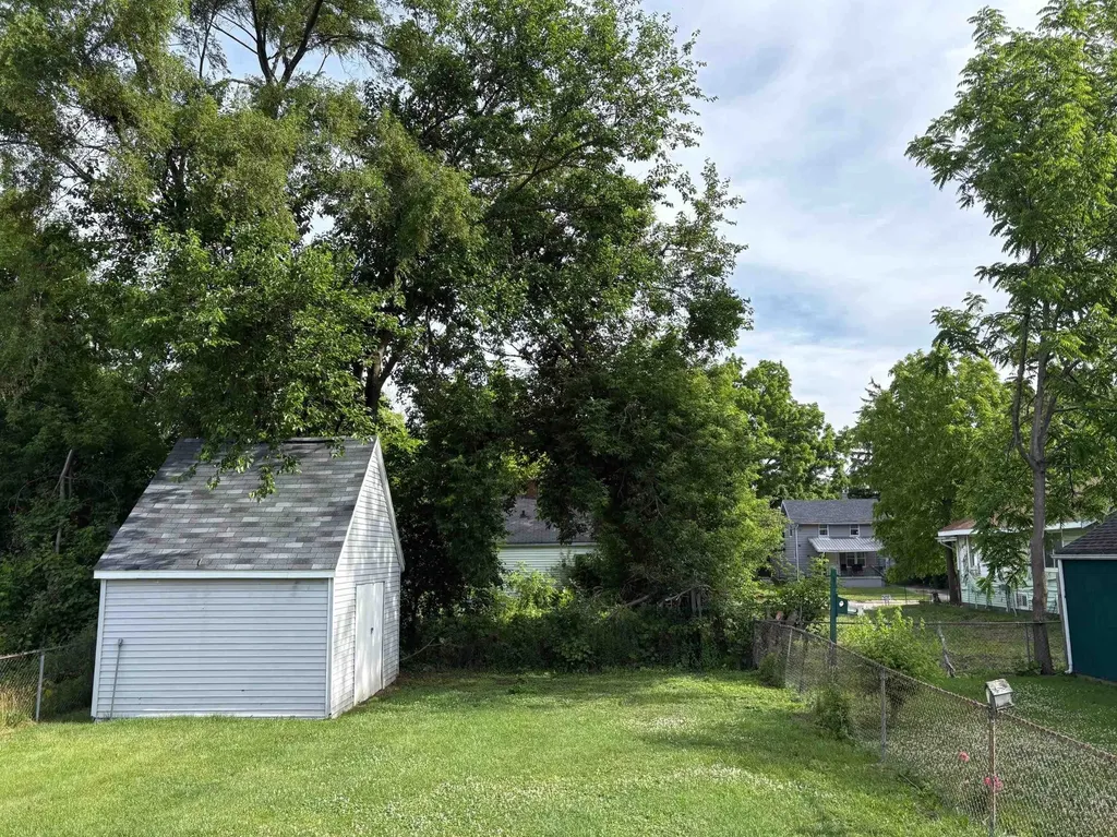 1118 Simcoe Avenue Flint City MI 48507